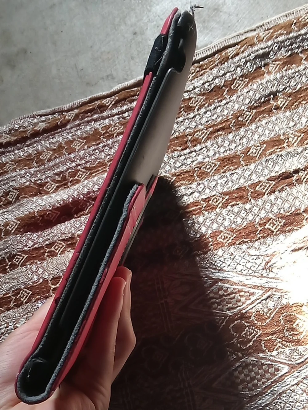 Targus Pink Tablet Folio Case with Magnetic Strap